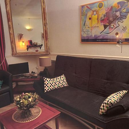 2 Pieces Paris 9 Eme Apartment Екстериор снимка